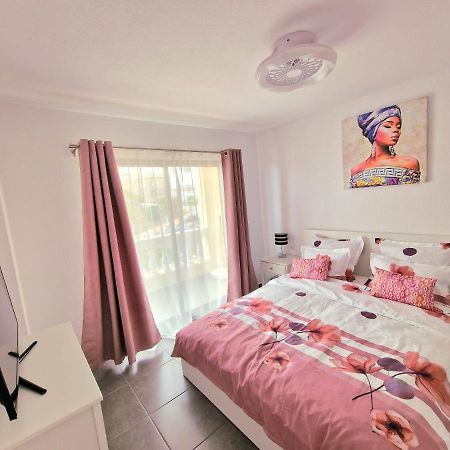 Rhea Calista Apartament ロスクリスティアーノス エクステリア 写真