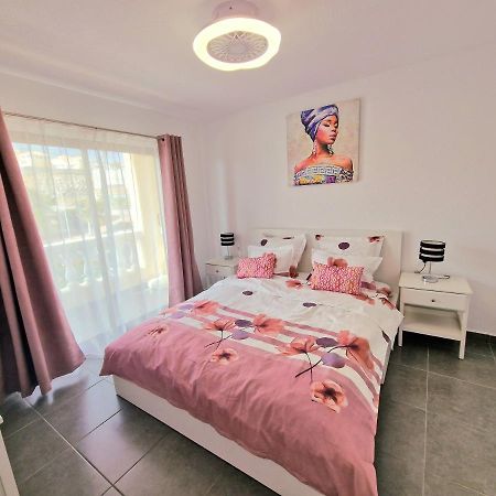 Rhea Calista Apartament ロスクリスティアーノス エクステリア 写真